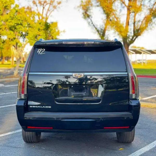 2016 Cadillac Escalade ESV Luxury Collection