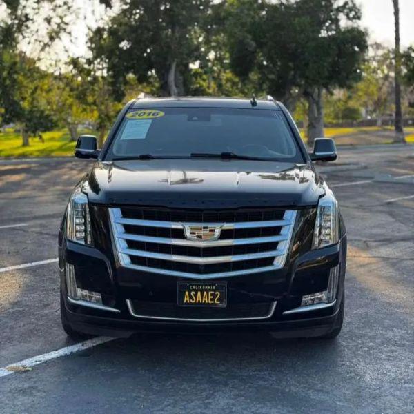 2016 Cadillac Escalade ESV Luxury Collection