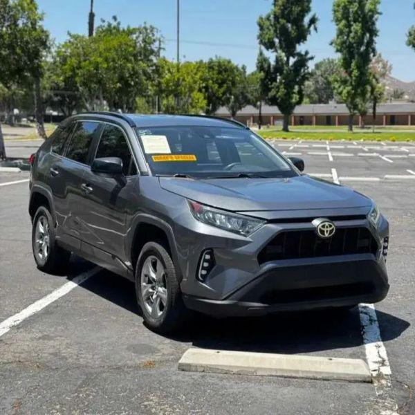 2020 Toyota RAV4 LE for sale in Riverside, CA