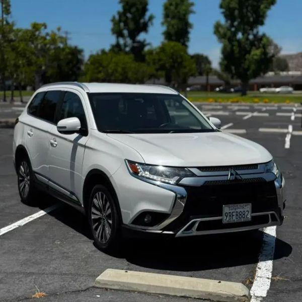 2020 Mitsubishi Outlander SEL 2.4 S-AWC for sale in Riverside, CA