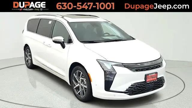 2027 Chrysler Pacifica Pinnacle for sale in Glendale Heights, IL
