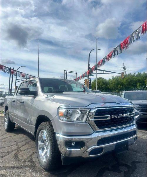 2023 Ram 1500 Big Horn Crew Cab 4x4 5'7" Box for sale in Saint Paul, MN