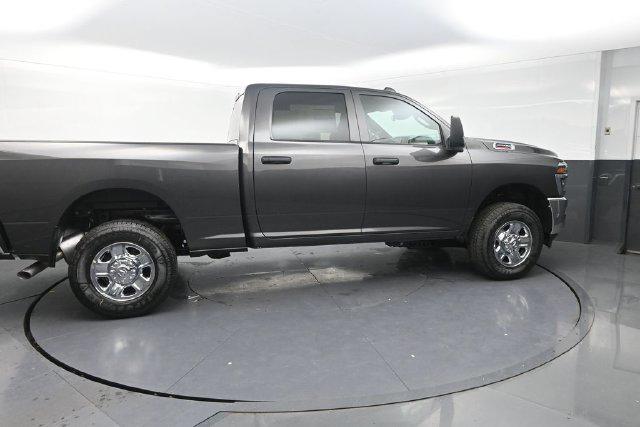 2026 Ram 2500 Tradesman Crew Cab 4x4 64 Box