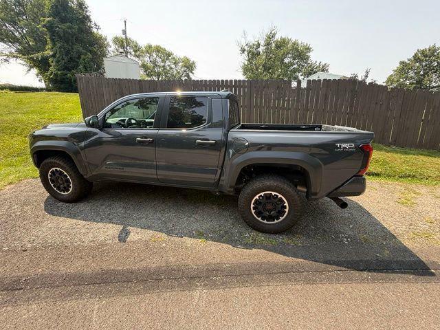 2024 Toyota Tacoma TRD Off-Road 2024 Toyota Tacoma TRD Off-Road