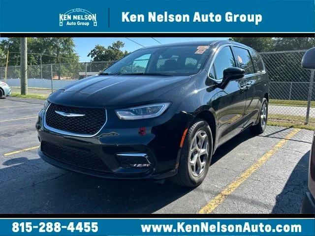 2024 Chrysler Pacifica Limited AWD for sale in Dixon, IL