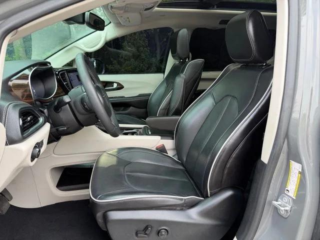 2022 Chrysler Pacifica Limited AWD