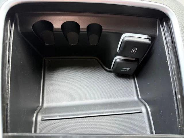 2022 Chrysler Pacifica Limited AWD