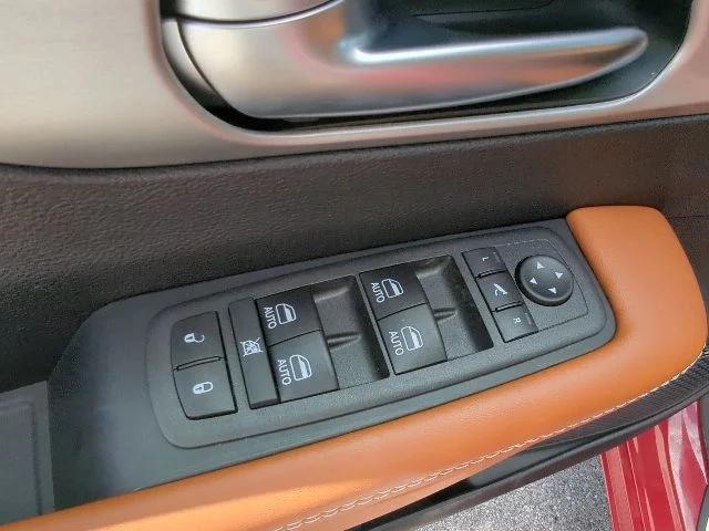 2026 Chrysler Pacifica Pinnacle AWD