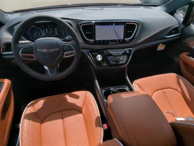 2026 Chrysler Pacifica Pinnacle AWD