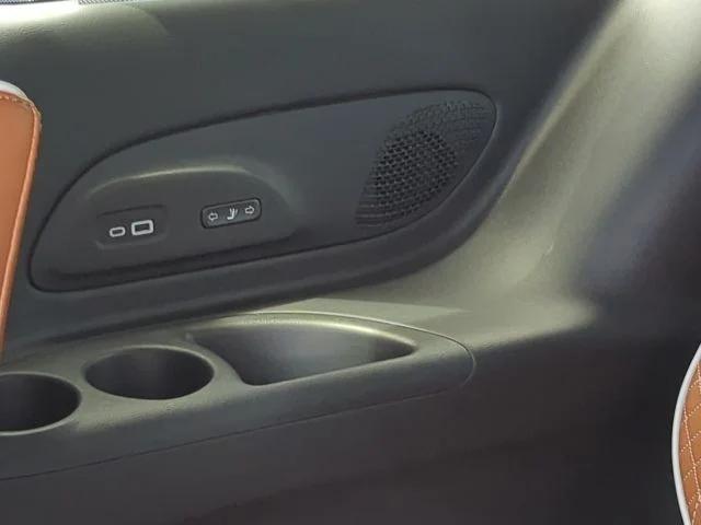 2026 Chrysler Pacifica Pinnacle AWD