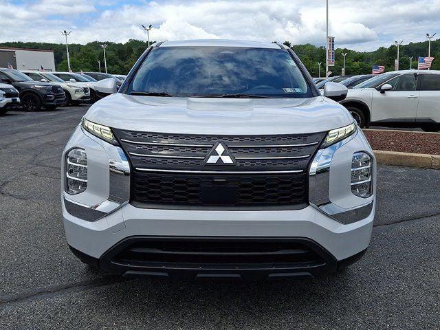 2022 Mitsubishi Outlander ES 2.5 2WD 2022 Mitsubishi Outlander ES 2.5 2WD