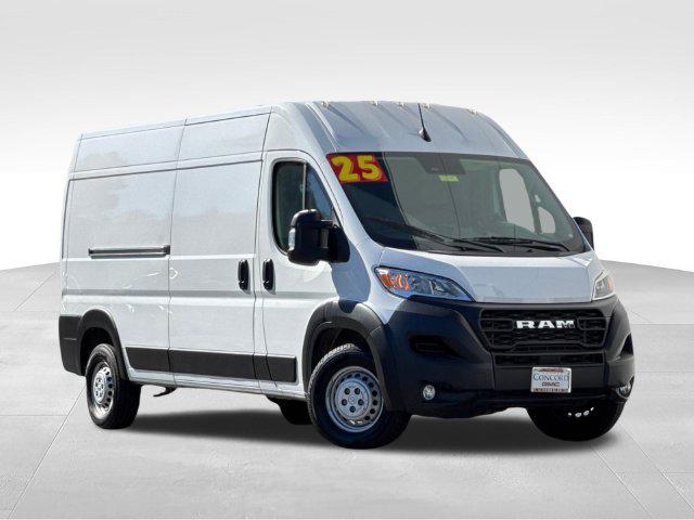 2025 Ram ProMaster 2500 Cargo Van Tradesman High Roof 159 WB w/Pass Seat