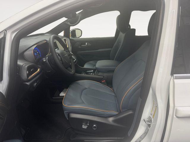 2027 Chrysler Pacifica Pinnacle