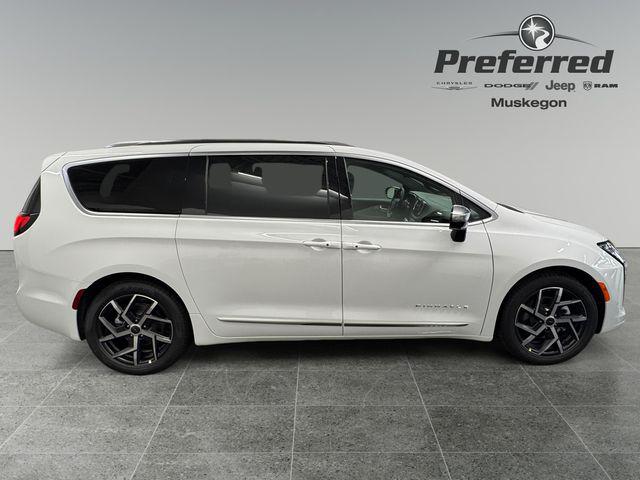 2027 Chrysler Pacifica Pinnacle