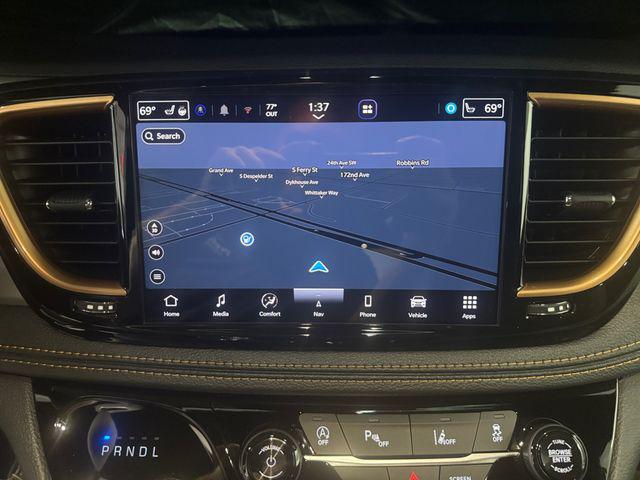 2027 Chrysler Pacifica Pinnacle