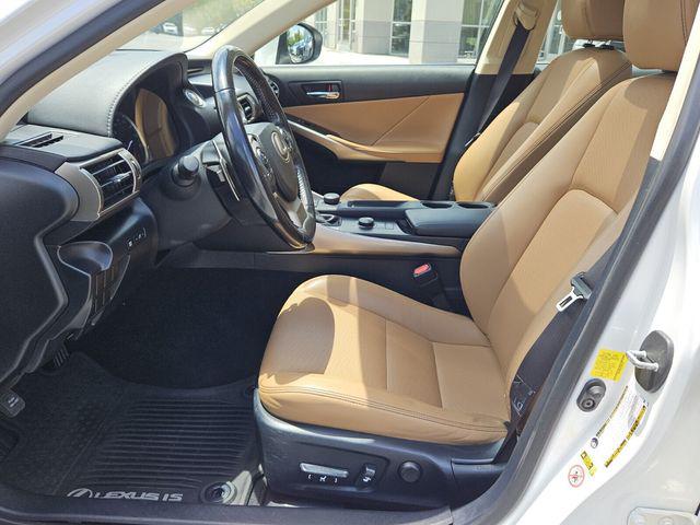 2016 Lexus IS 300 300