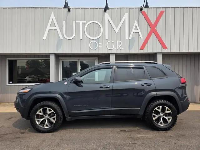 2016 Jeep Cherokee Trailhawk for sale in Comstock Park, MI