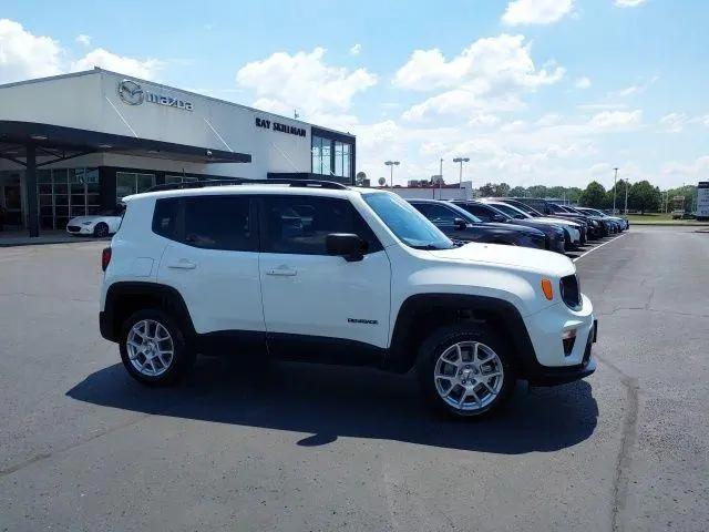 2022 Jeep Renegade Latitude 4x4 for sale in Indianapolis, IN