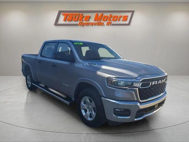 2025 Ram 1500 Big Horn Crew Cab 4x4 5'7" Box for sale in Dyersville, IA