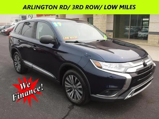 2019 Mitsubishi Outlander SE for sale in Akron, OH