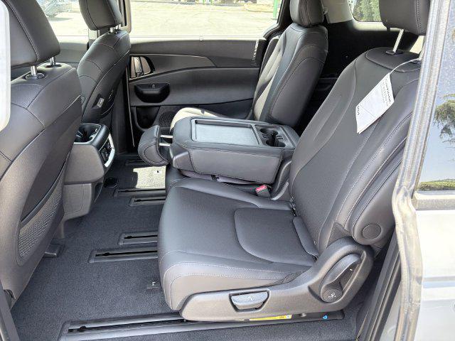 2026 Kia Carnival MPV SX