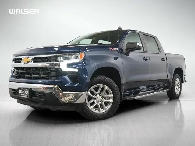 2022 Chevrolet Silverado 1500 4WD Crew Cab Standard Bed LT for sale in Burnsville, MN