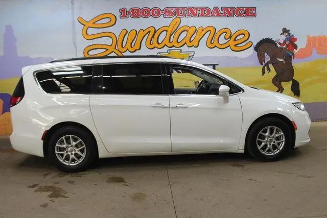 2022 Chrysler Pacifica Touring L for sale in Grand Ledge, MI