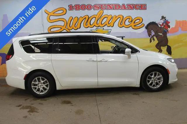 2022 Chrysler Pacifica Touring L for sale in Grand Ledge, MI