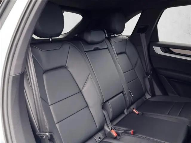 2025 Porsche Cayenne Cayenne