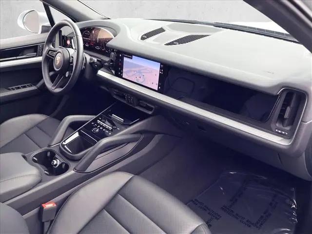 2025 Porsche Cayenne Cayenne