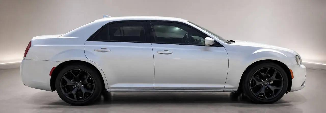 2021 Chrysler 300 300S