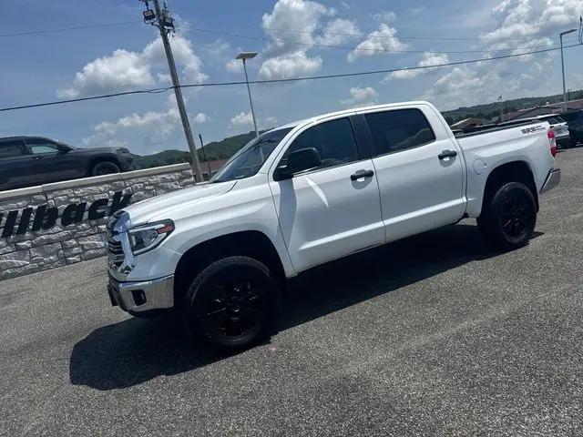 2016 Toyota Tundra SR5 5.7L V8 for sale in Prairie du Chien, WI