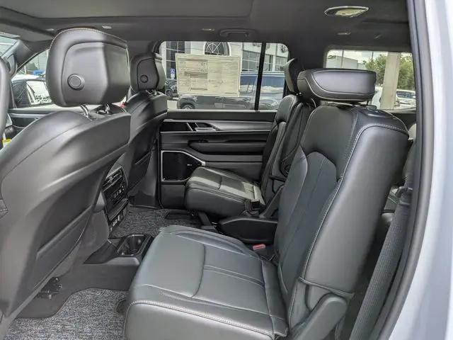 2026 Jeep Grand Wagoneer 85th Anniversary Edition 4x4