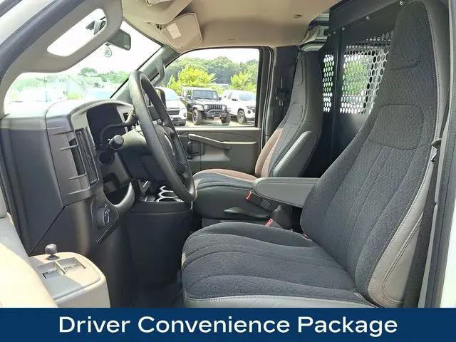 2025 GMC Savana Cargo RWD 2500 Regular Wheelbase Work Van