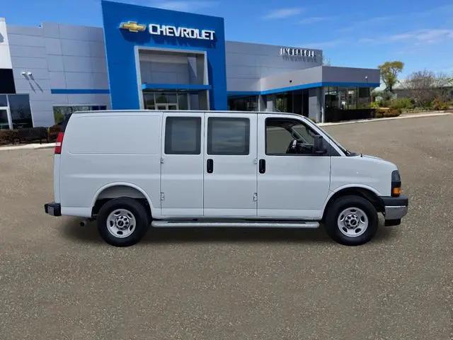 2025 GMC Savana Cargo RWD 2500 Regular Wheelbase Work Van