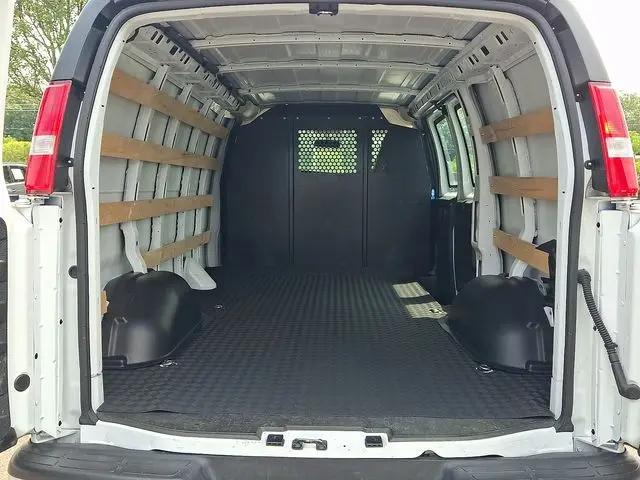 2025 GMC Savana Cargo RWD 2500 Regular Wheelbase Work Van