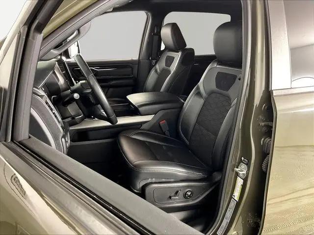 2021 Ram 1500 Big Horn Crew Cab 4x4 5'7" Box