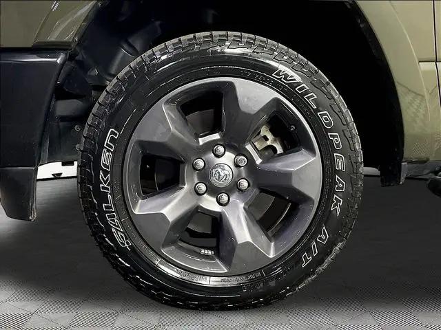 2021 Ram 1500 Big Horn Crew Cab 4x4 5'7" Box