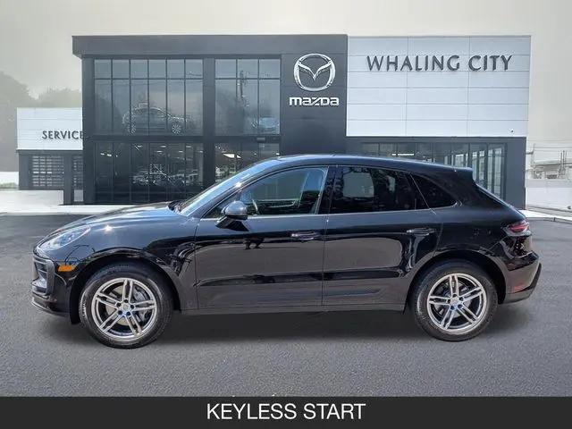 2023 Porsche Macan T