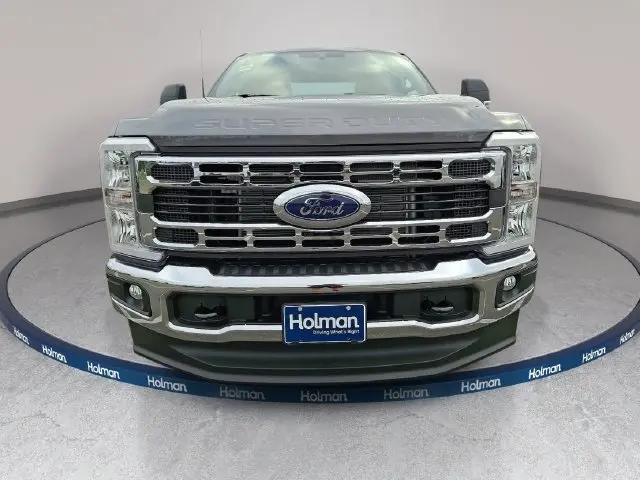 2026 Ford F-350 XLT