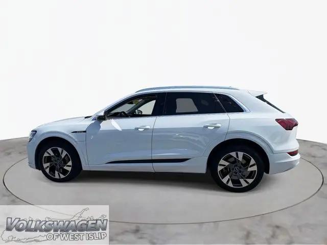 2021 Audi e-tron Premium