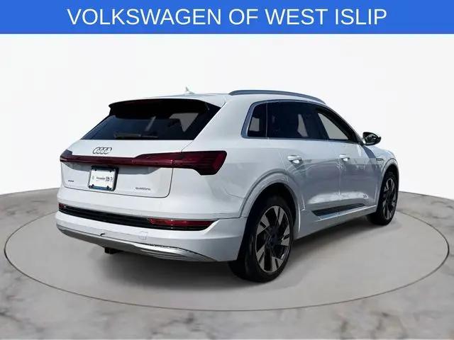 2021 Audi e-tron Premium