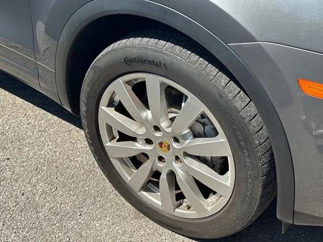2017 Porsche Cayenne S