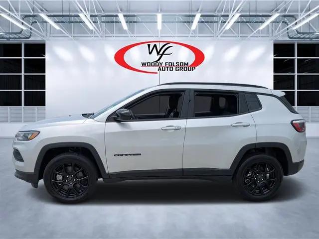 2026 Jeep Compass Latitude Altitude