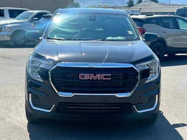 2024 GMC Terrain AWD SLE