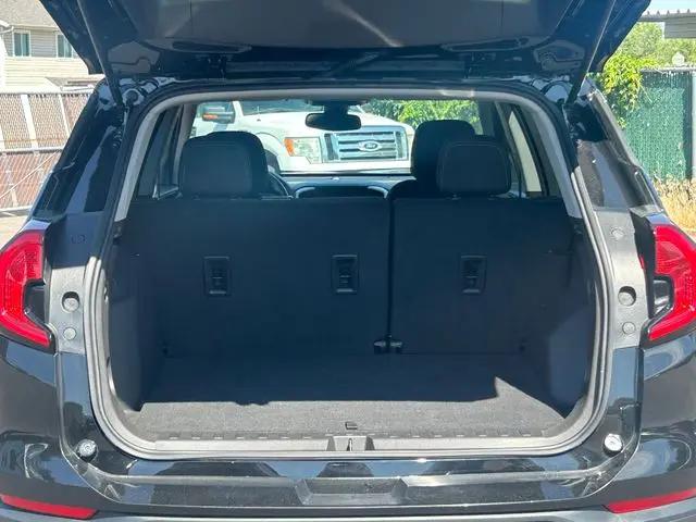 2024 GMC Terrain AWD SLE