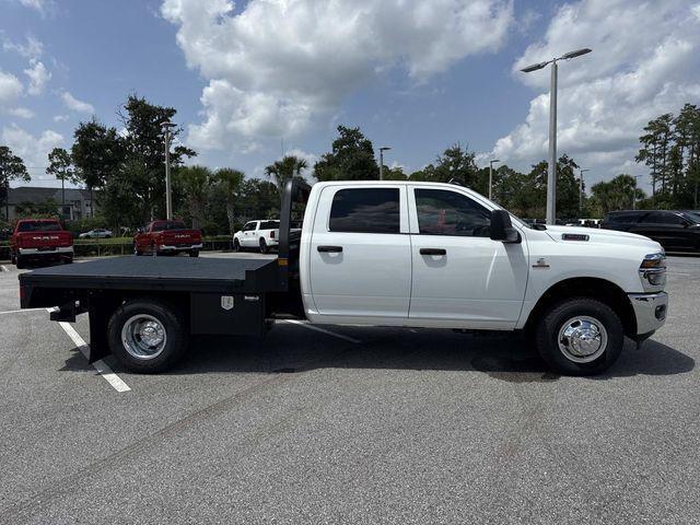 2026 RAM 3500 Chassis RAM 3500 TRADESMAN CREW CAB CHASSIS 4X4 60 CA