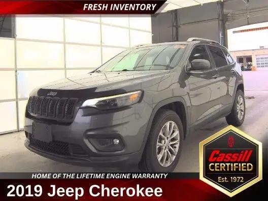 2019 Jeep Cherokee Latitude Plus 4x4 for sale in Cedar Rapids, IA