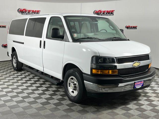 2023 Chevrolet Express Passenger RWD 3500 Extended Wheelbase LT 2023 Chevrolet Express Passenger RWD 3500 Extended Wheelbase LT