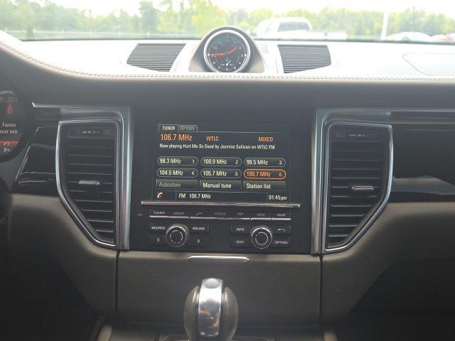 2016 Porsche Macan S